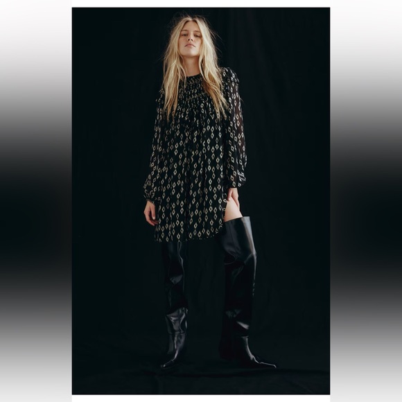 NWT Thigh High Limited Edition Boots - Picture 5 of 6